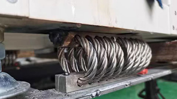 不锈钢钢丝绳隔振器